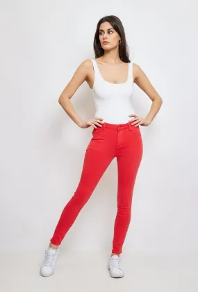 Röhrenjeans in Übergröße